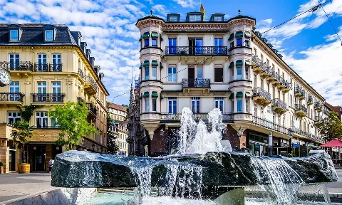 Fassadenbau Firma   Baden-Baden