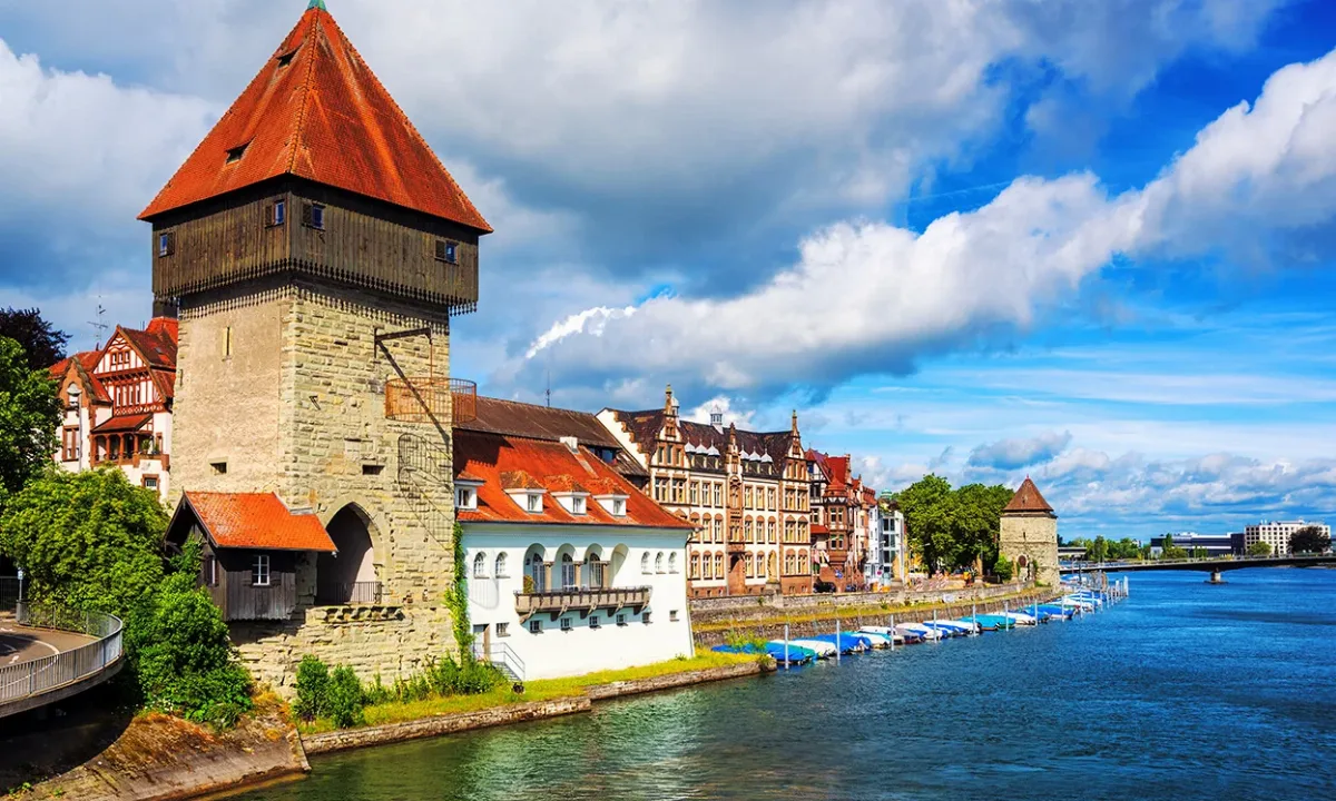 Fassadenbau Firma   Konstanz